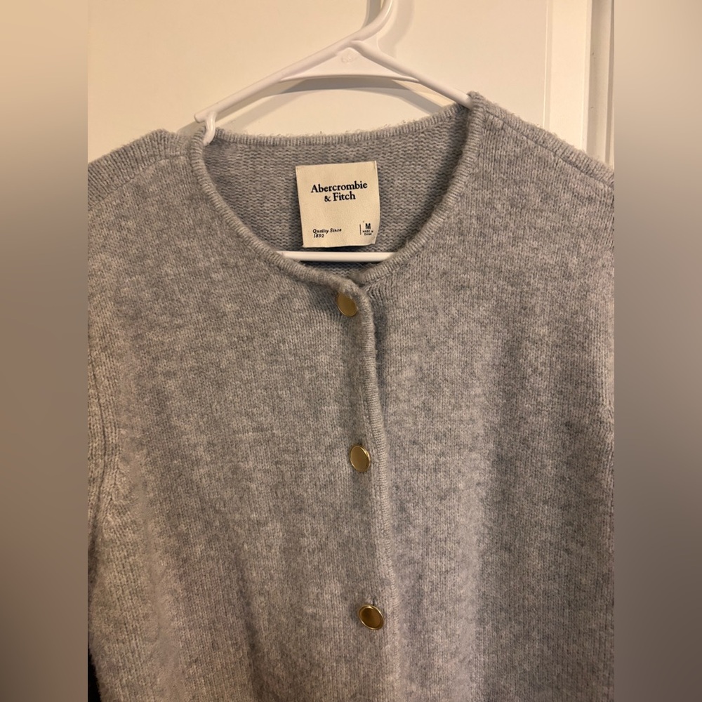 Abercrombie & Fitch Soft Grey Cardigan - Picture 6 of 8